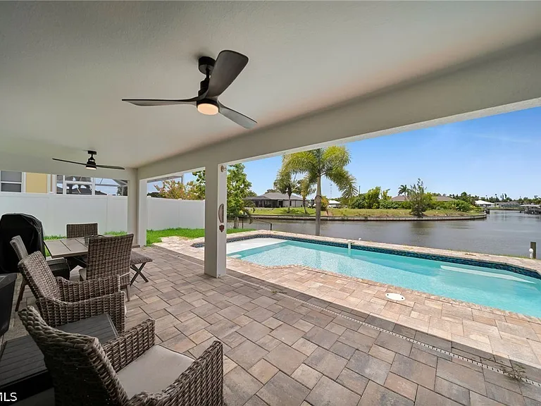 2204 SW 30th Terrace Cpe — Photo 30