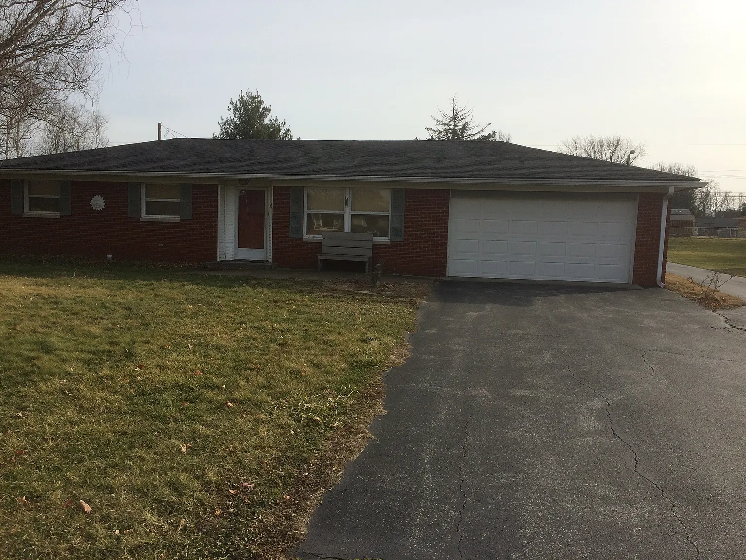 55 Terrace Dr photo 1