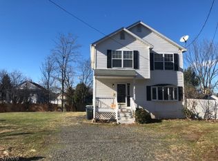 202 North St, Manville, NJ