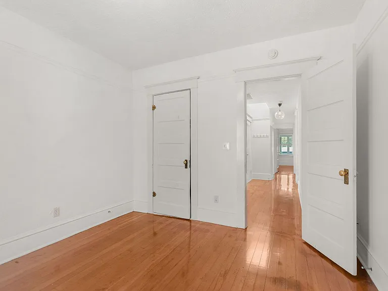 2342 - 2348 SE Ankeny St. — Photo 36