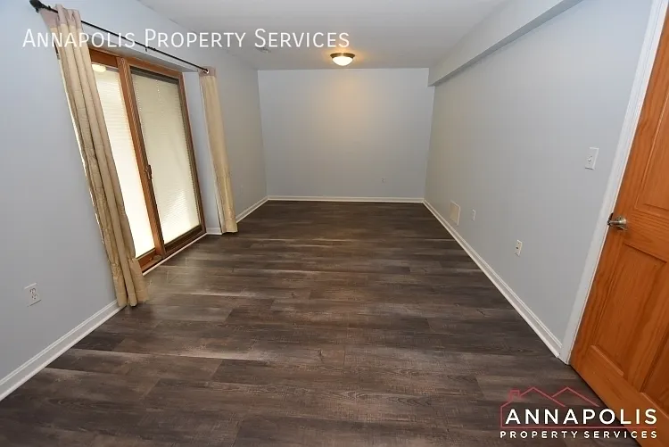 687 Genessee St — Photo 8