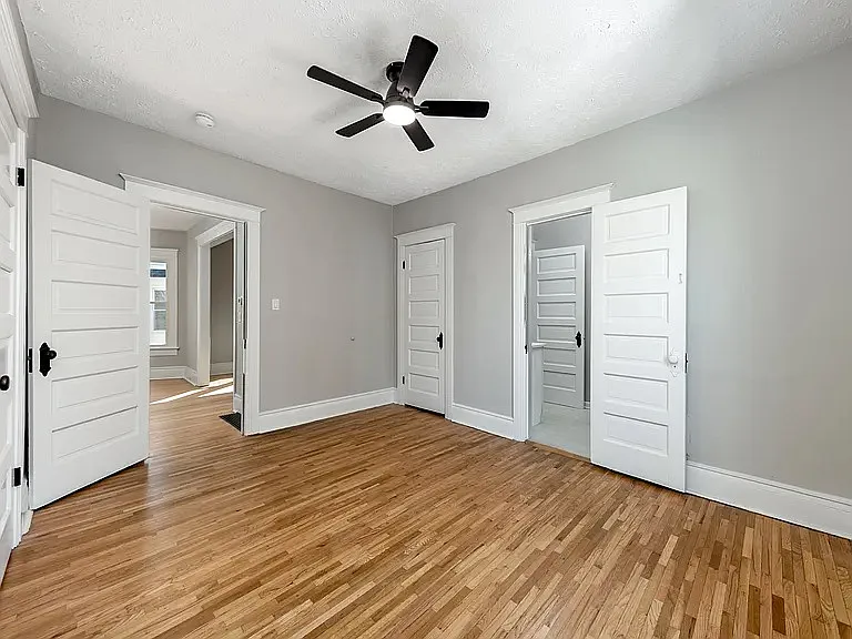 418 Buell Ave #1 — Photo 12