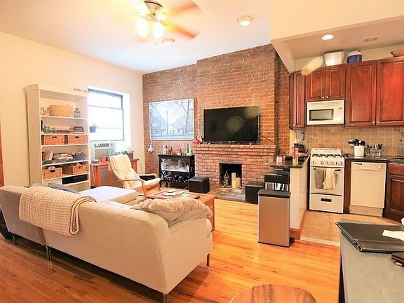 4th image of 317 W 100th St APT 5r