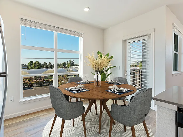 Pacific Valley Apartments — Photo 12