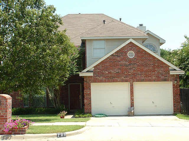 1st image of 708 Parkwood Trl