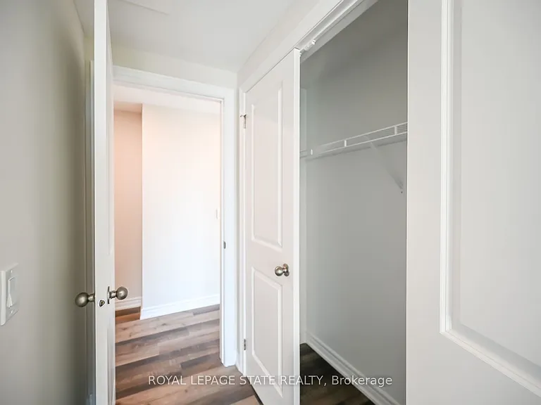 2750 King St E #512 — Photo 30