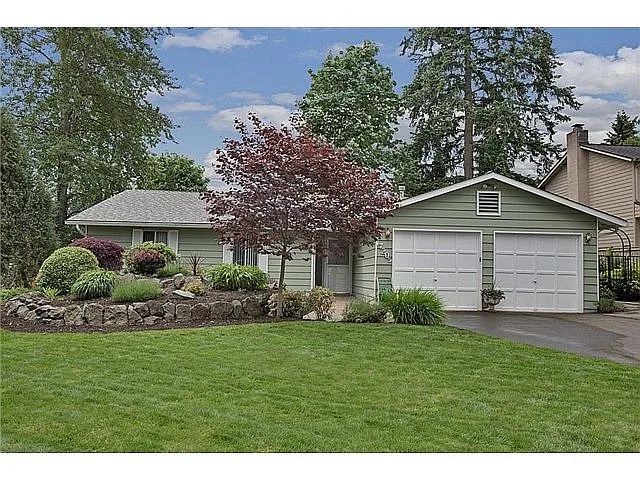 17205 NE 15th Pl photo 1
