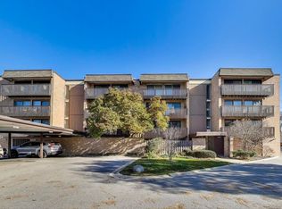 1847 Tanglewood Dr UNIT 2B, Glenview, IL 60025
