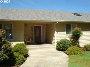 1435 San Souci Dr, Roseburg, OR 97471