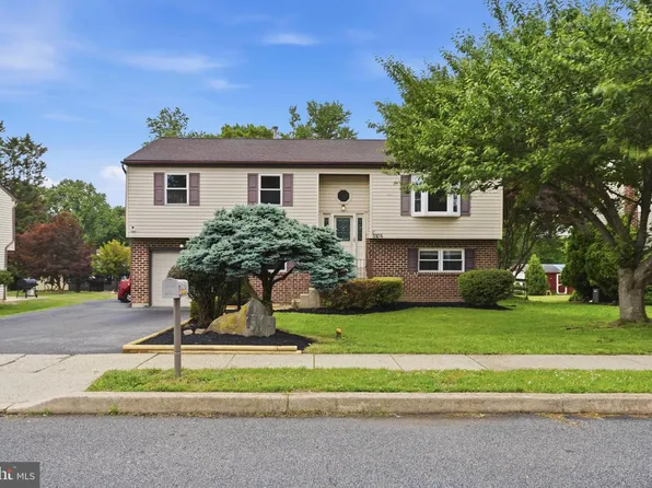 2206 Briarcliff Ave, Upper Chichester, PA 19061