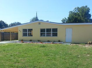 2212 N Smathers Cir, Melbourne, FL 32935