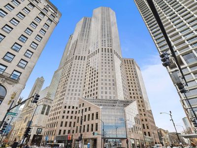 950 N Michigan Ave APT 3304, Chicago, IL, 60611