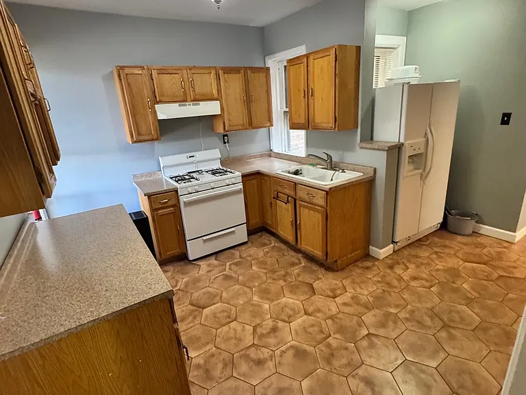2117 N Albany Ave #1 — Photo 7
