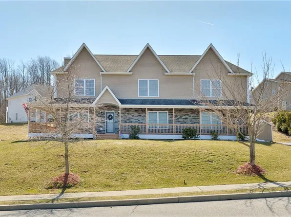 8 Standish Road, Monroe, NY 10950