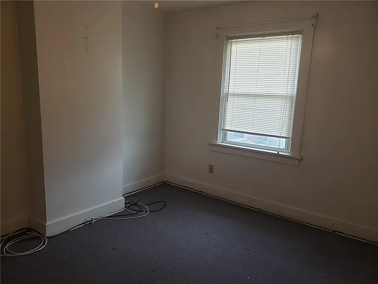 350 Coltart Ave #2 — Photo 5