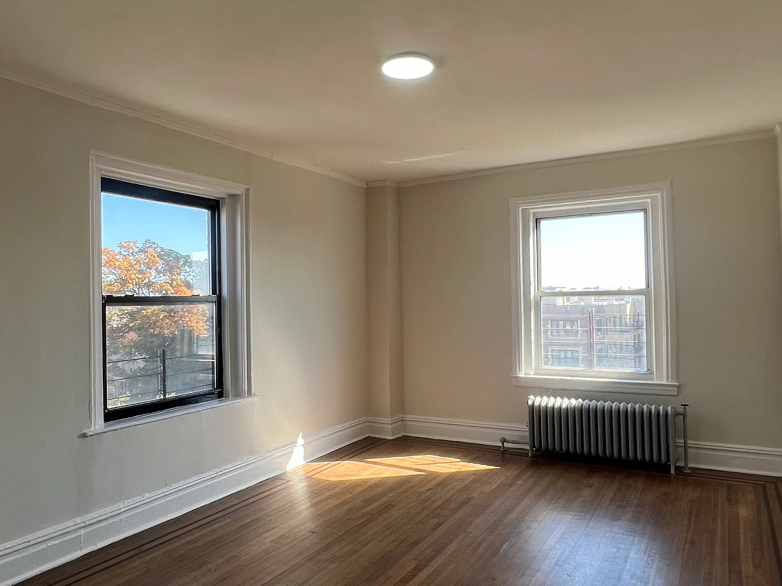 3 bed, $2,499 — Photo 4