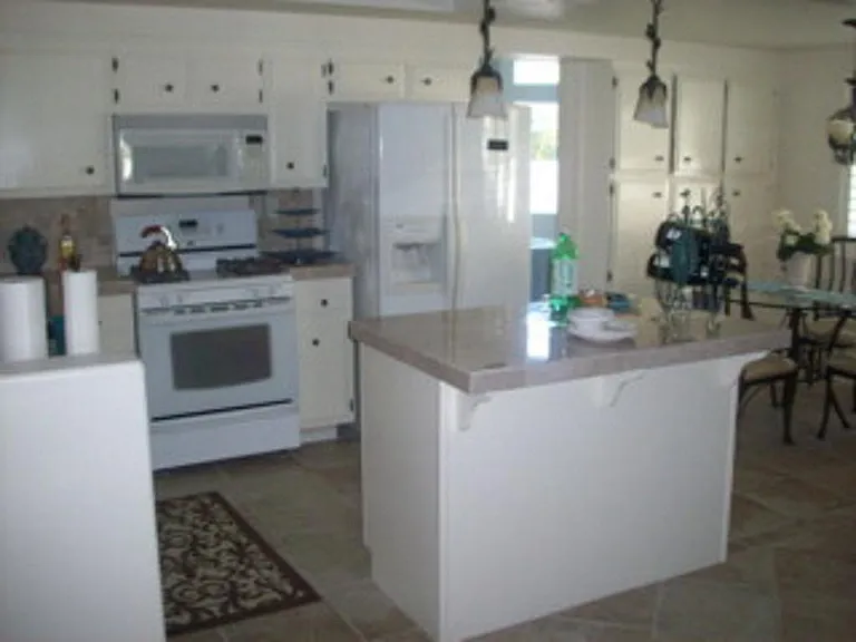 2 Portofino Dr — Photo 7