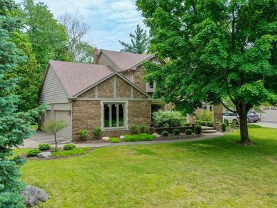 2821 Portage Trail Dr, Rochester Hills, MI, 48309