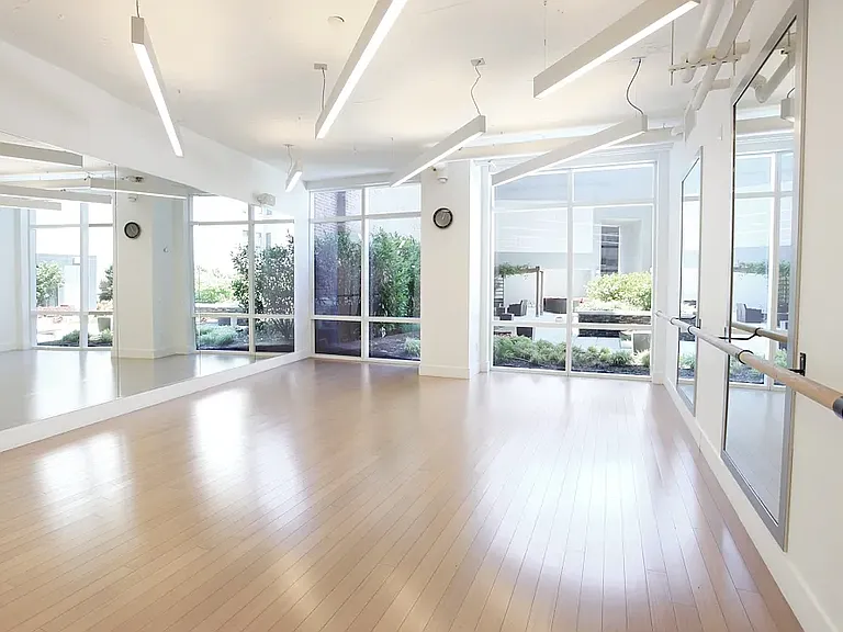 66 Rockwell Pl #8D — Photo 9
