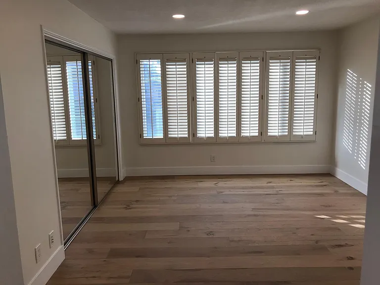 2nd floor Master Bedroom
