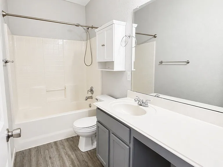 1745 Duck Cove Dr — Photo 16