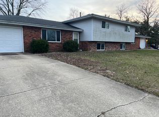 6014 Hartford Dr #1, Pekin, IL