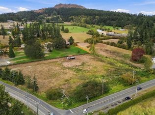 4143 Blenkinsop Rd, Saanich, BC V8X2C3