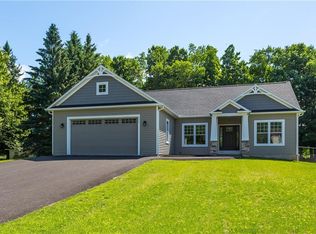 6634 Maricarol Ln, Kirkville, NY 13082