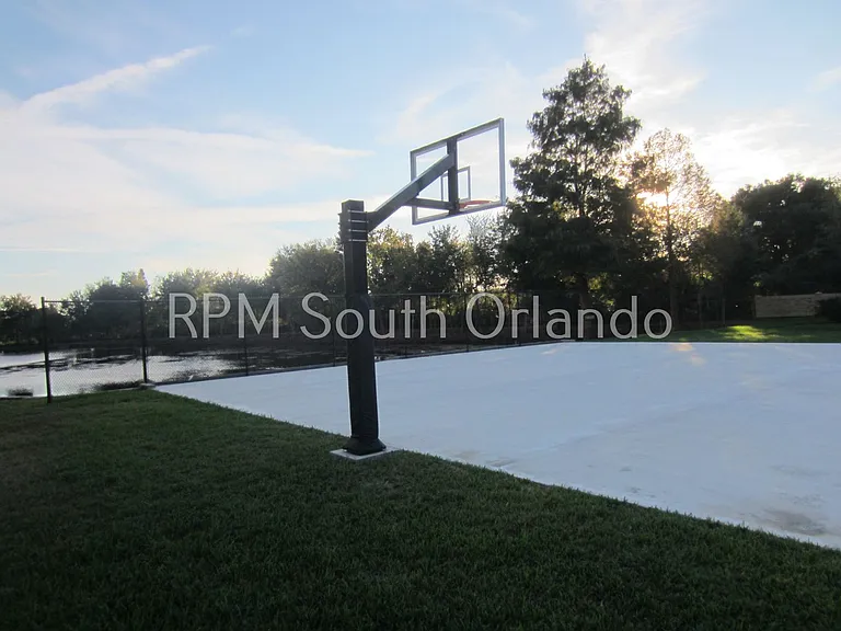 36 Windtree Ln #202 — Photo 15
