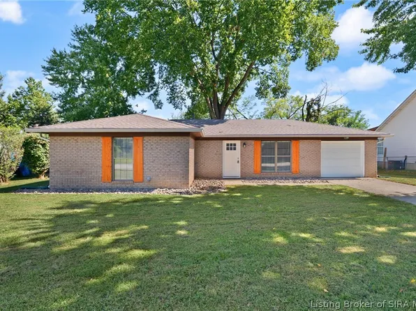 1612 National Avenue, Jeffersonville, IN 47130