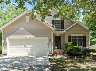 8347 Fox Swamp Rd, Charlotte, NC 28215