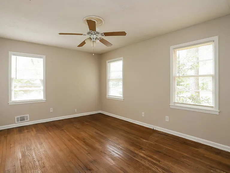 1965 Venesa Cir — Photo 16