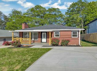 210 Forest St, Greer, SC 29650