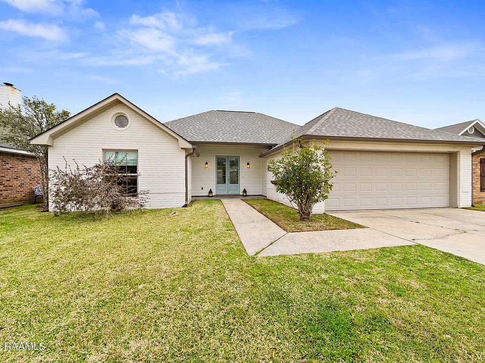 1st image of 402 Glade Blvd