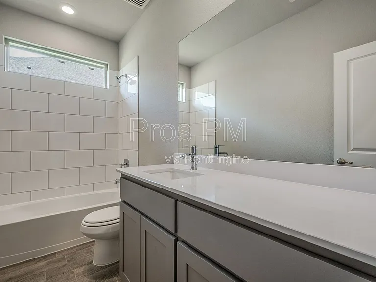 5231 Meadow Ln — Photo 12