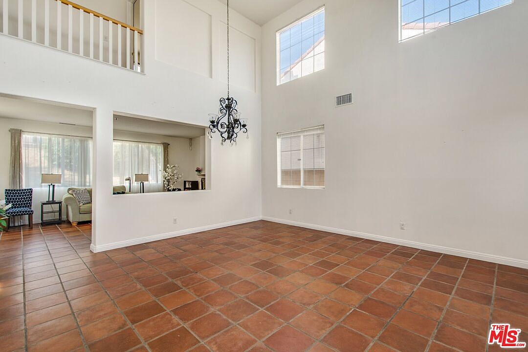 こっぺぱん　インディゴ26 14844 Rosetown Ave, Fontana, CA 92336 | MLS #25568069 | Zillow