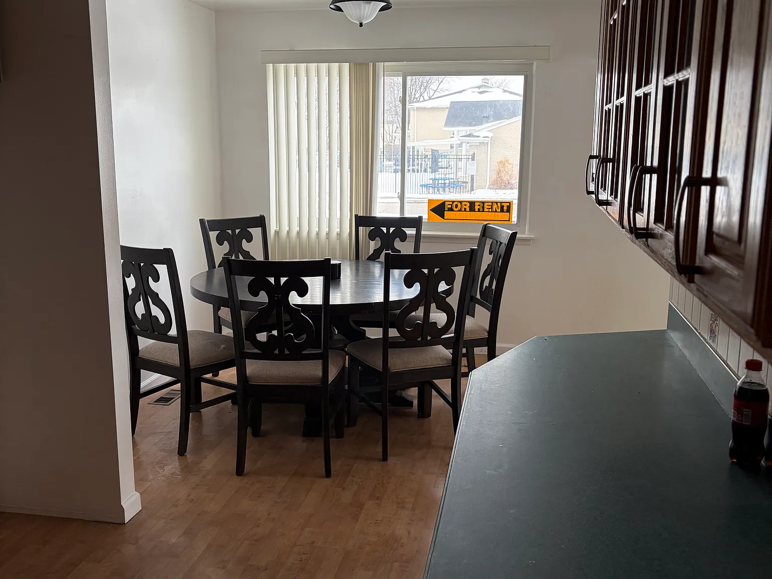 2 bed, 1.5 bath, 1321 sqft, $1,900 — Photo 4
