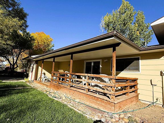 4th image of 1700 Crest Way