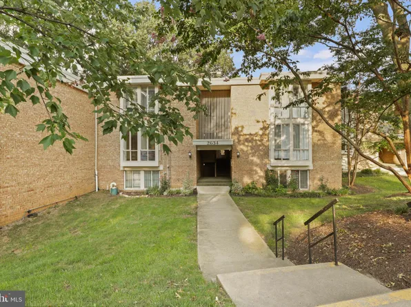 2634 Fort Farnsworth Rd #134, Alexandria, VA 22303