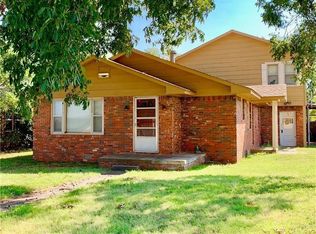 211 W Sadler Ave, Sayre, OK 73662