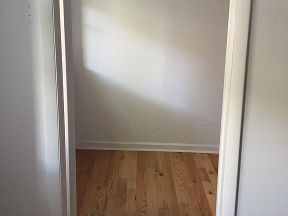 2nd image of 118 N 50th St #B9