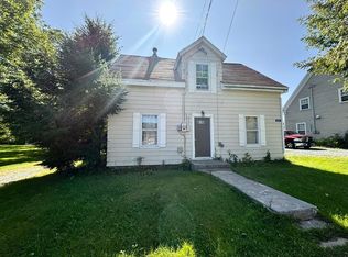 613 Main St, Queens, NS B0T 1P0