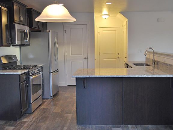 3rd image of 15158 S Gallant Dr