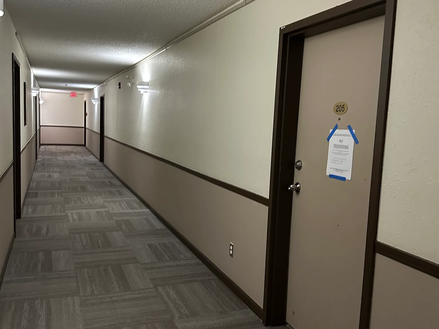 3 bed, $1,800 — Photo 2