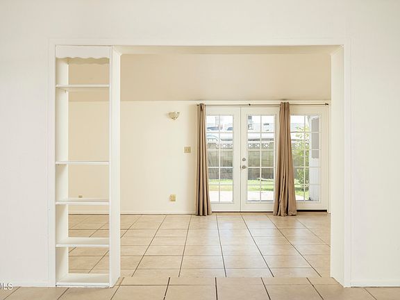 3rd image of 6801 E LOMA LAND Drive