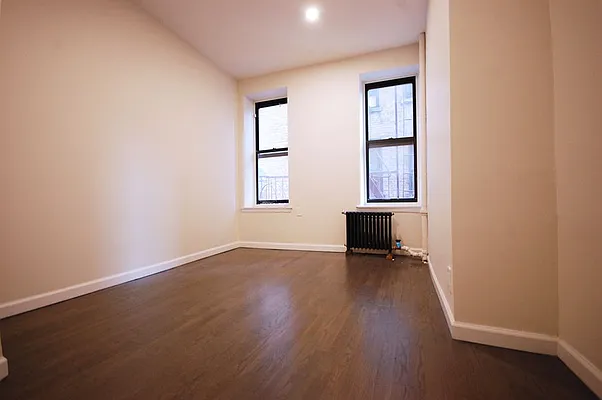 Rented by REAL New York | media 10