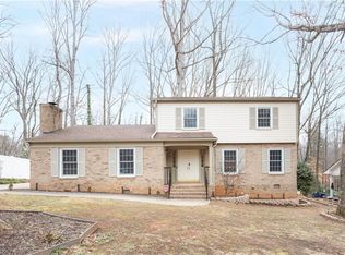 1800 Red Forest Rd, Greensboro, NC 27410