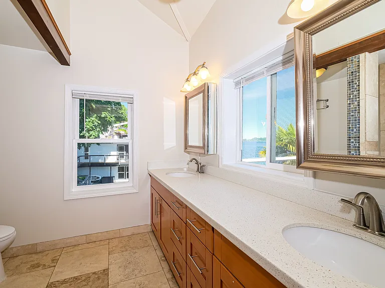 9720 Rainier Ave S #1 — Photo 4