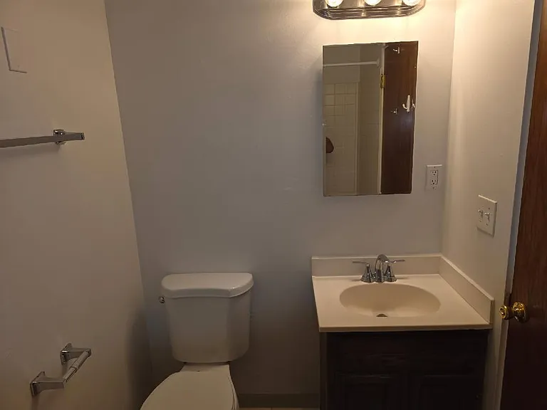 3037 NE 143rd St #3 — Photo 2