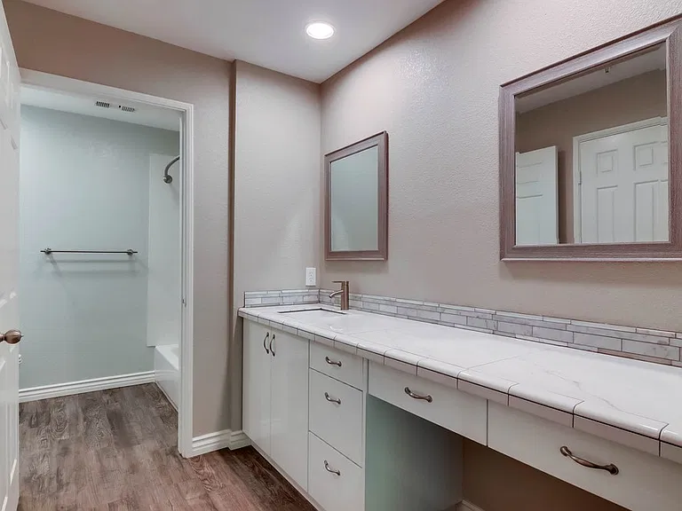 5645 Friars Rd #377 — Photo 22